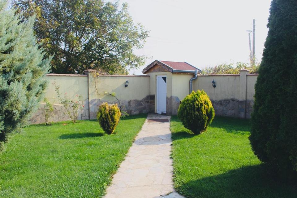 Ezerets Guest House Anita Zewnętrze zdjęcie