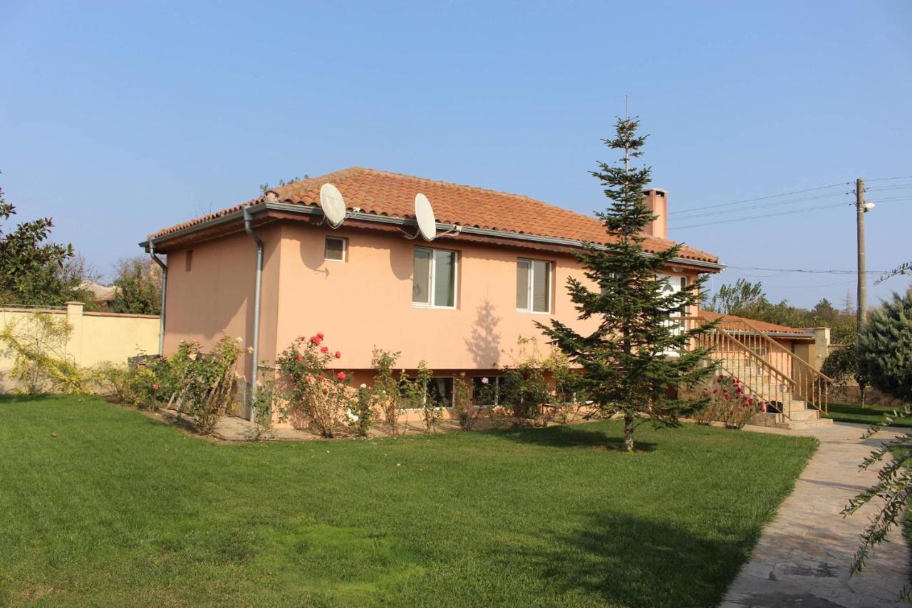 Ezerets Guest House Anita Zewnętrze zdjęcie